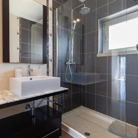 Luxury * Αλμπουφέιρα